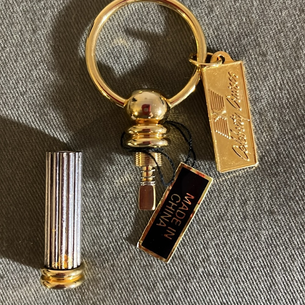 Celebrity cruise gold, and silver keychain - Picture 2 of 3